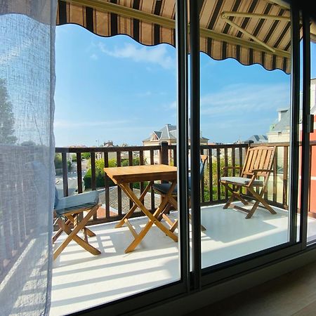 Hyper Centre - 2 Pieces Tout Confort - Terrasse - Ascenseur - Cabourg Exterior photo
